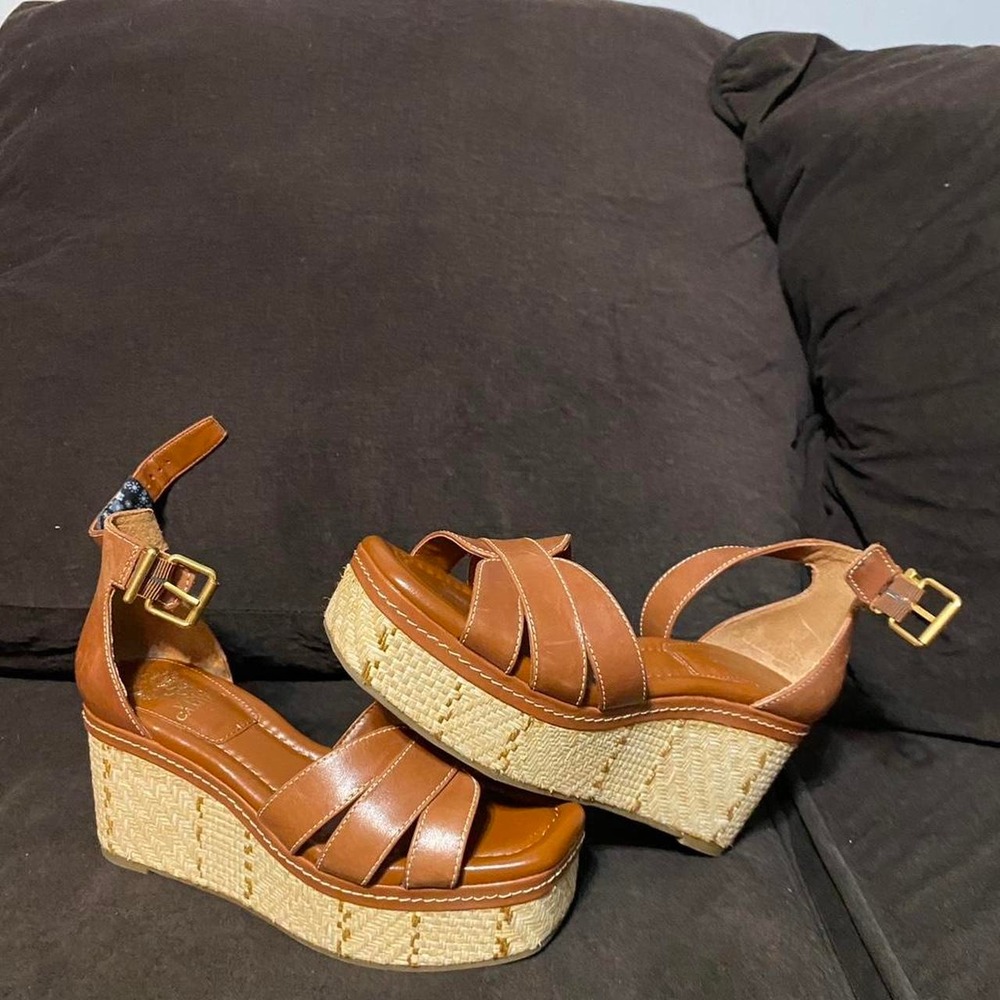 Sandals - Picture 6 of 7